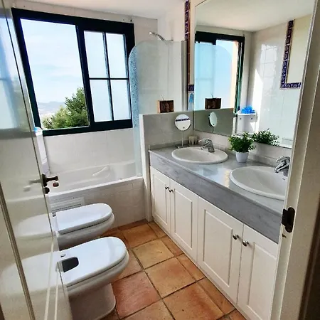 Casa En 3 Km De Benidorm Y De La Playa Vakantiehuis Finestrat